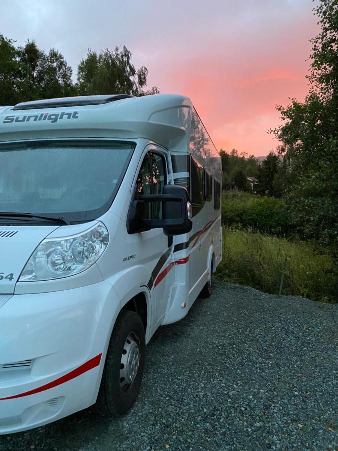 Lyngen, Mackay Appartment, Lyngen Lyngseidet Luaran gambar