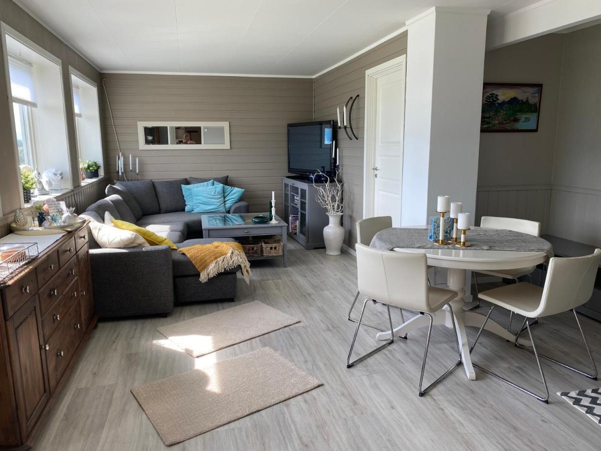 Lyngen, Mackay Appartment, Lyngen Lyngseidet Luaran gambar